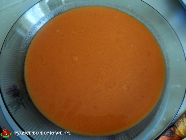 Zupa pomidorowa orientalna